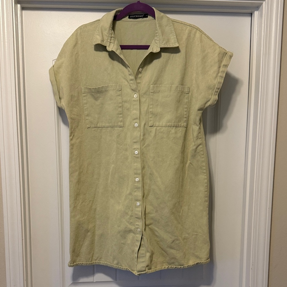 Casual Olive Green Button-Up Dress